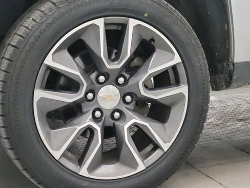 Used 2018 Chevrolet Silverado 1500 Custom w/ Texas Edition RWD image 31