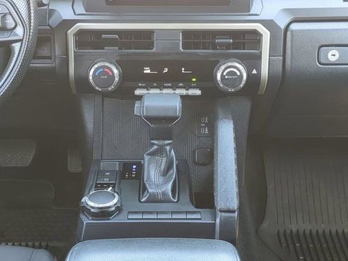Used 2025 Toyota Tacoma SR image 17