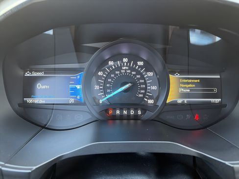 Used 2019 Ford Edge Titanium w/ Equipment Group 301A AWD/4WD image 21