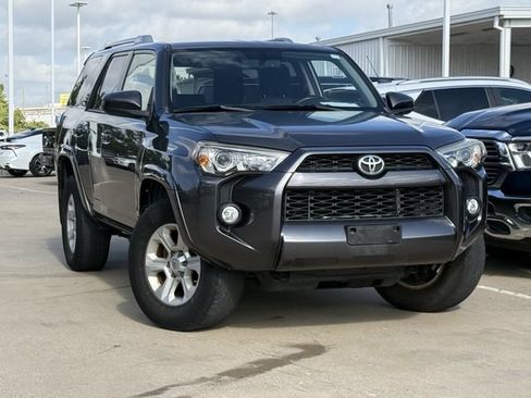 Used 2014 Toyota 4Runner SR5 RWD image 1