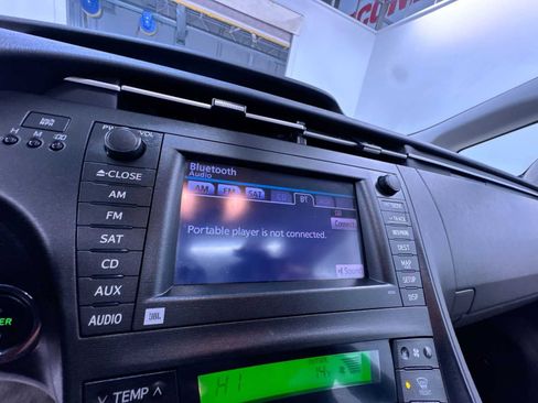 Used 2010 Toyota Prius Five image 23