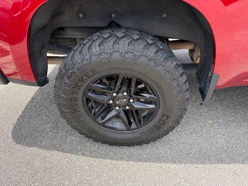 Used 2022 Chevrolet Silverado 1500 LT Trail Boss w/ Bed Protection Package AWD/4WD image 5