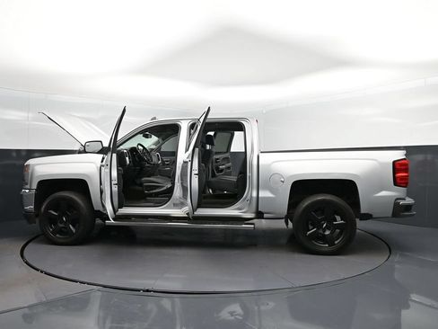 Used 2018 Chevrolet Silverado 1500 LT w/ Texas Edition RWD image 47