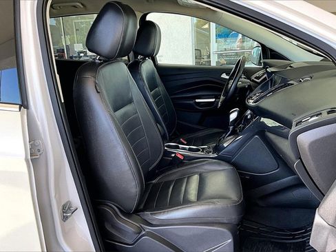 Used 2014 Ford Escape Titanium image 29