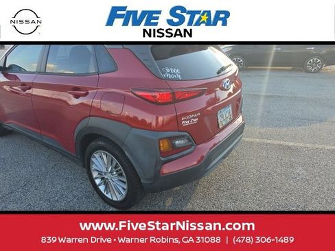 Used 2021 Hyundai Kona SEL FWD image 8