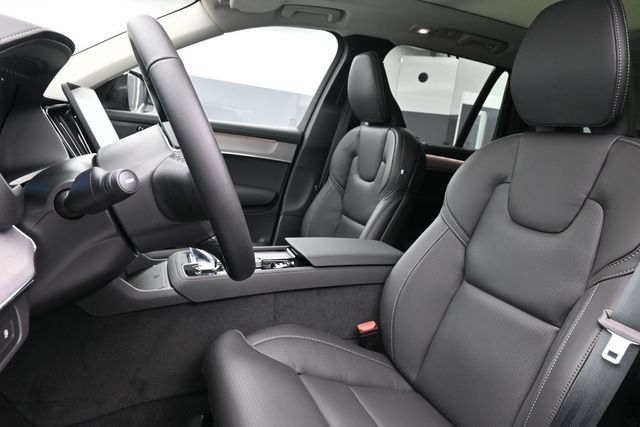 New 2026 Volvo XC90 T8 Ultra w/ Protection Package Premier AWD/4WD image 10