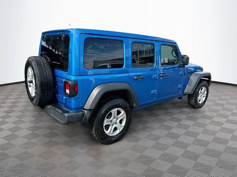 Used 2023 Jeep Wrangler Unlimited Sport w/ Sun And Sound Package AWD/4WD image 6