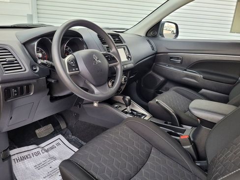 Used 2024 Mitsubishi Outlander Sport SE AWD/4WD image 10