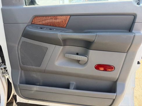 Used 2006 Dodge Ram 2500 Truck SLT w/ Quad Cab Big Horn Value Group image 14