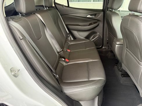Used 2024 Buick Encore GX Sport Touring FWD image 32