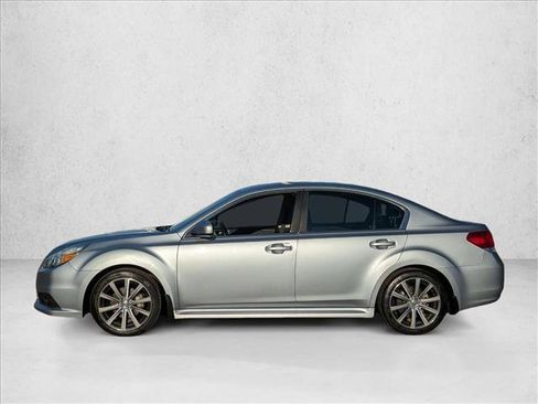 Used 2013 Subaru Legacy 2.5i Sport image 9