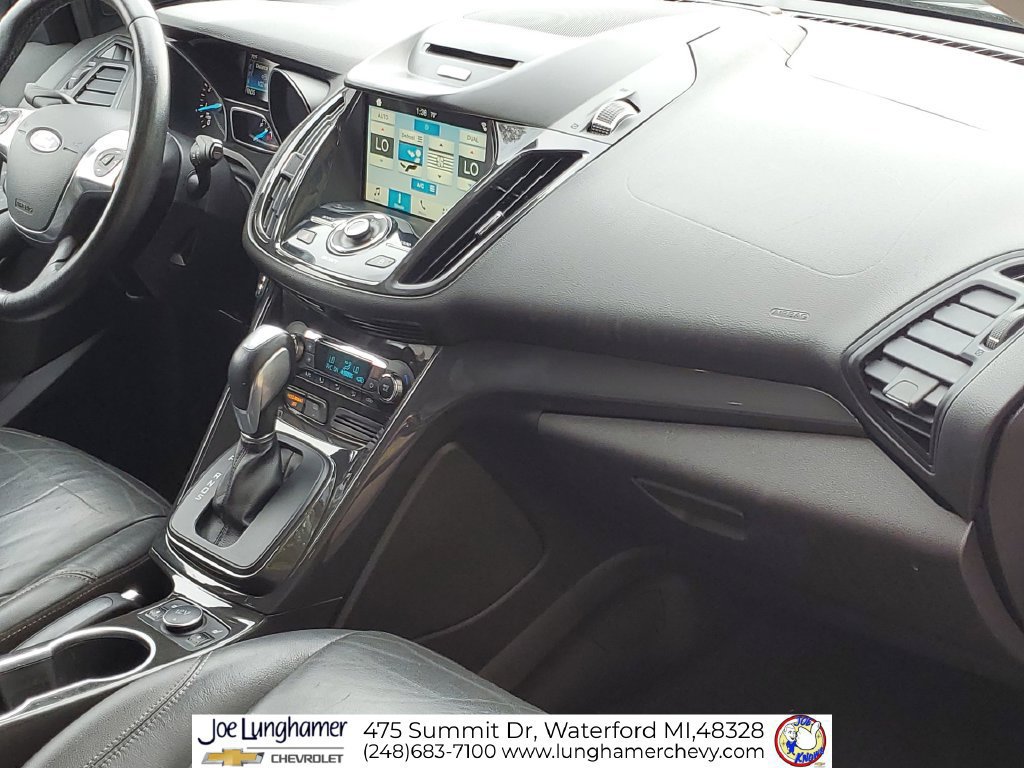 Used 2016 Ford Escape Titanium AWD/4WD image 28