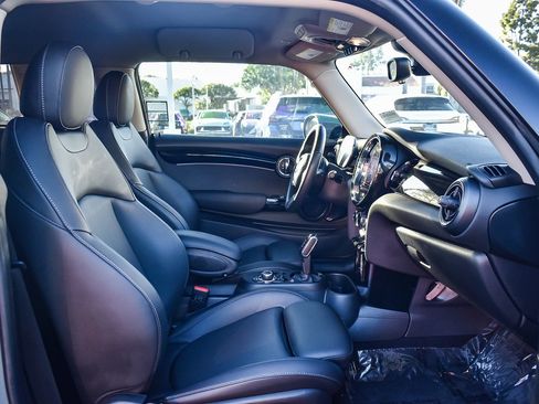 Used 2022 MINI Cooper SE image 14