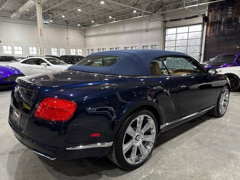Used 2012 Bentley Continental GT w/ Convenience Specification Pkg image 51
