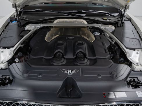 Used 2020 Bentley Continental GT V8 image 67
