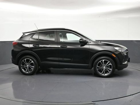 Used 2023 Buick Encore GX Select AWD/4WD image 6