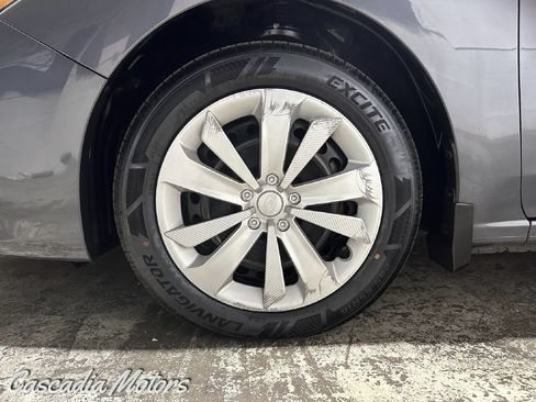 Used 2018 Subaru Impreza 2.0i AWD/4WD image 27