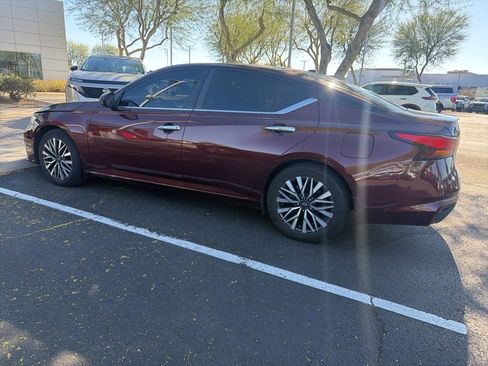 Certified 2023 Nissan Altima 2.5 SV image 5
