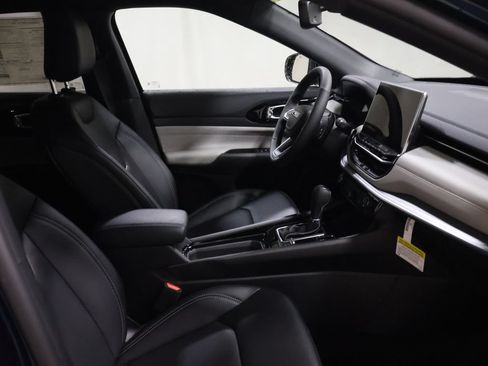 New 2026 Jeep Compass Limited AWD/4WD image 18