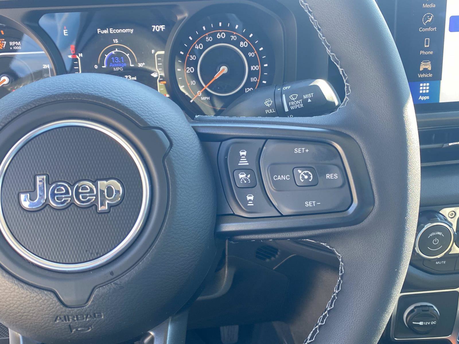 Used 2026 Jeep Gladiator Mojave AWD/4WD image 42