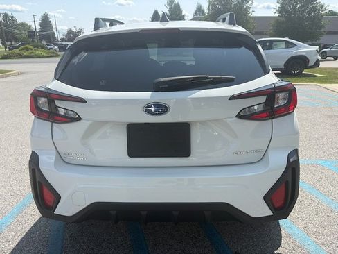 Used 2024 Subaru Crosstrek 2.0i Premium AWD/4WD image 5