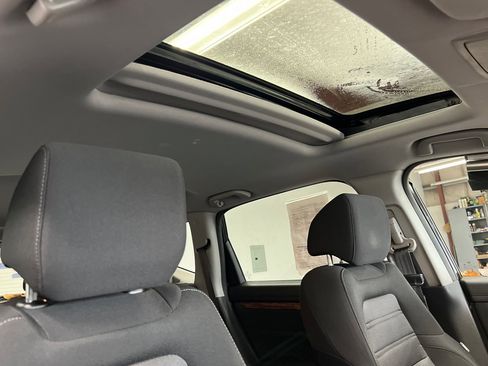 Used 2021 Honda CR-V EX image 16