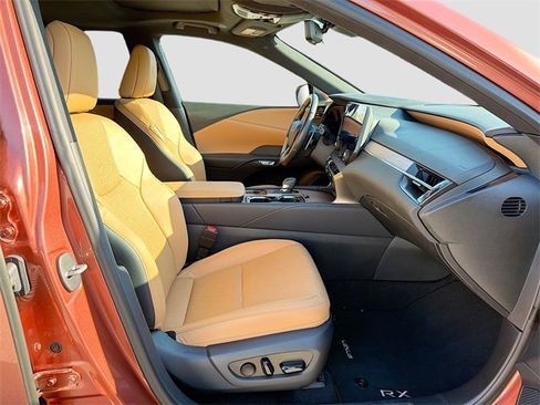 Used 2024 Lexus RX 350 FWD image 17