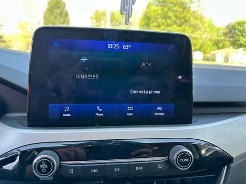Used 2022 Ford Escape SEL w/ Technology Package AWD/4WD image 6