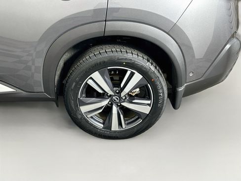 Used 2023 Nissan Rogue SL w/ SL Premium Package FWD image 11