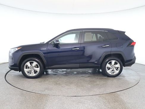 Used 2021 Toyota RAV4 Limited image 2