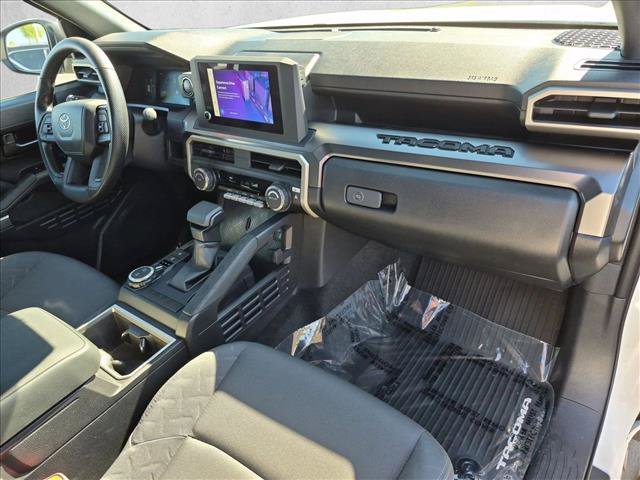 Certified 2025 Toyota Tacoma SR5 AWD/4WD image 21