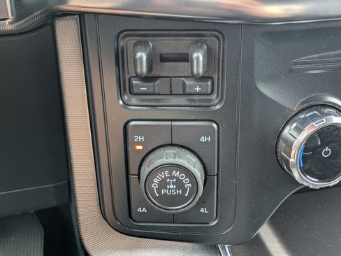 Certified 2025 Ford F150 Platinum AWD/4WD image 26