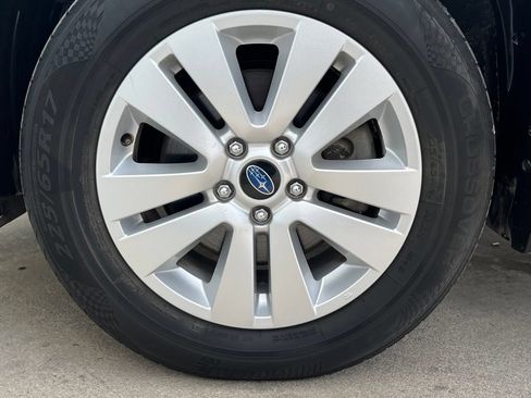 Used 2018 Subaru Outback 2.5i AWD/4WD image 24