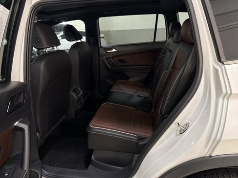 Certified 2023 Volkswagen Tiguan SEL R-Line image 22