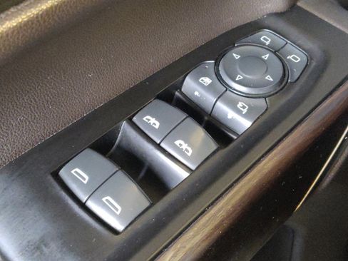 Used 2019 GMC Sierra 1500 SLT AWD/4WD image 27