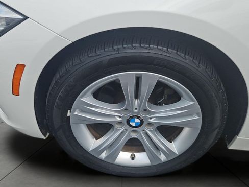 Used 2016 BMW 328i xDrive Sedan AWD/4WD image 10