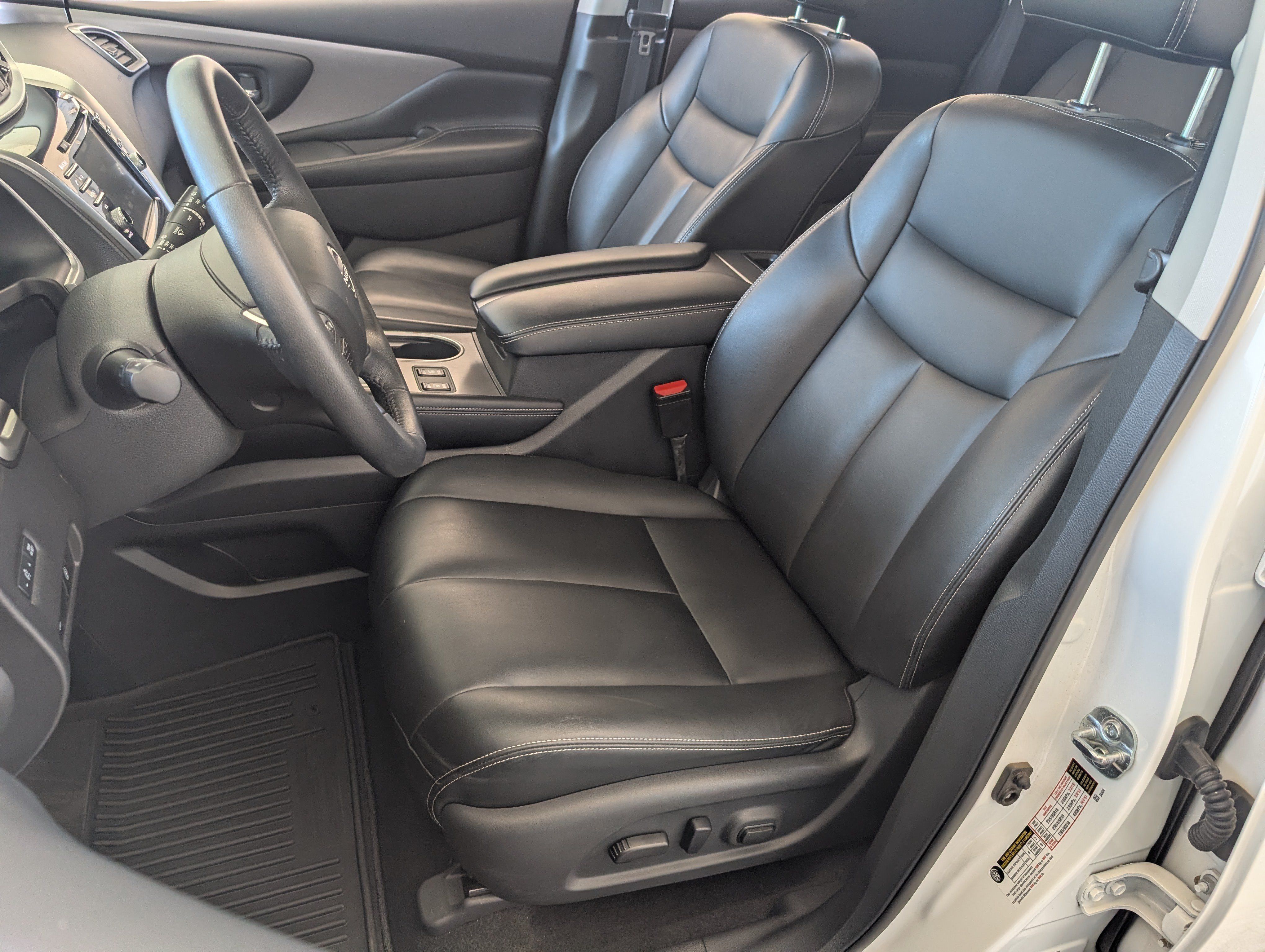 Used 2024 Nissan Murano SV FWD image 17