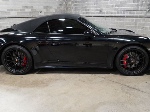 Used 2019 Porsche 911 Carrera 4 GTS image 5