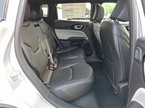 New 2025 Jeep Compass Limited w/ Sun & Sound Group image 13