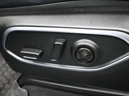 Used 2022 Jeep Wagoneer Series II image 12