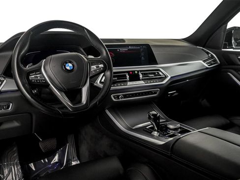 Used 2023 BMW X5 sDrive40i w/ Parking Assistance Package image 2