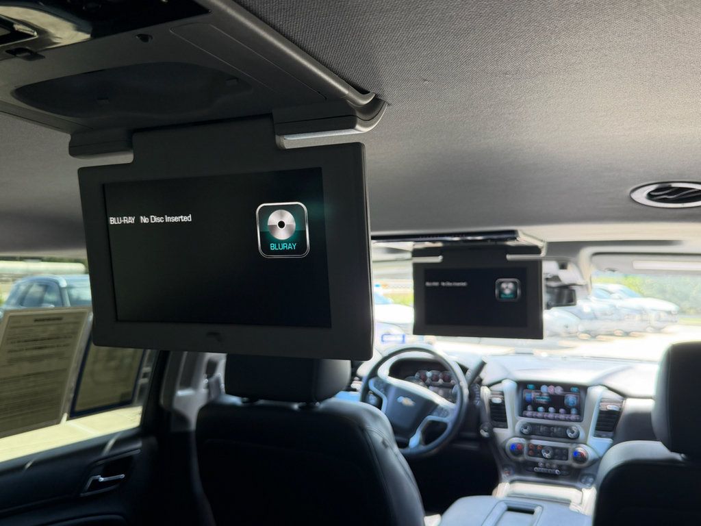 Used 2015 Chevrolet Suburban LTZ RWD image 34