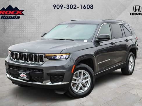 Used 2025 Jeep Grand Cherokee L Laredo RWD image 1