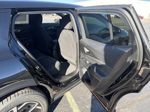 New 2026 Chevrolet Equinox EV LT w/ Comfort Package image 24