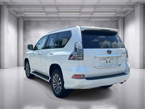 Used 2021 Lexus GX 460 Luxury w/ Accessory Package AWD/4WD image 5