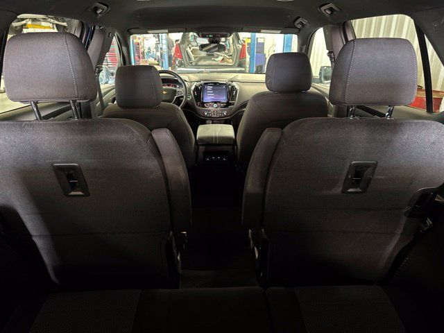 Used 2023 Chevrolet Traverse LT AWD/4WD image 12