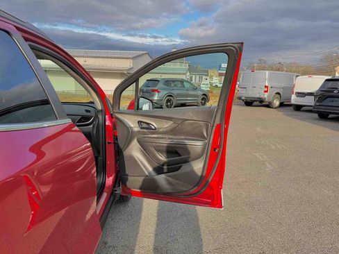 Used 2017 Buick Encore Preferred image 15
