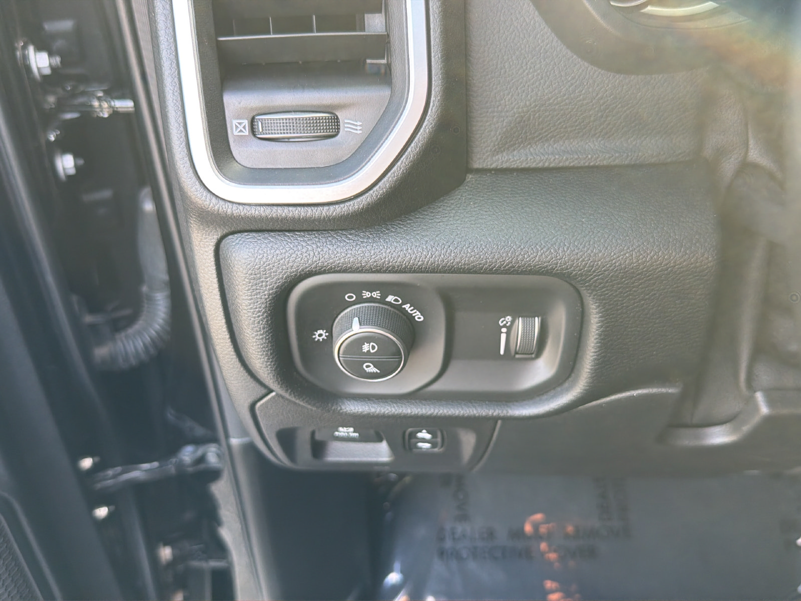 Used 2021 RAM 1500 Big Horn RWD image 19