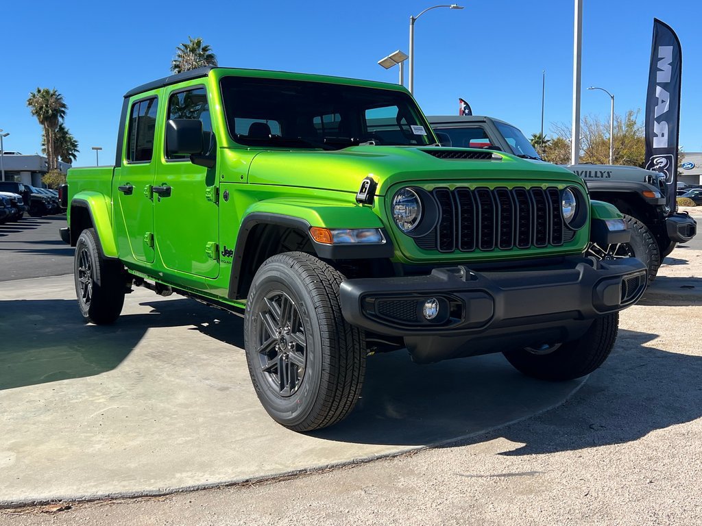 New 2025 Jeep Gladiator Sport AWD/4WD image 4
