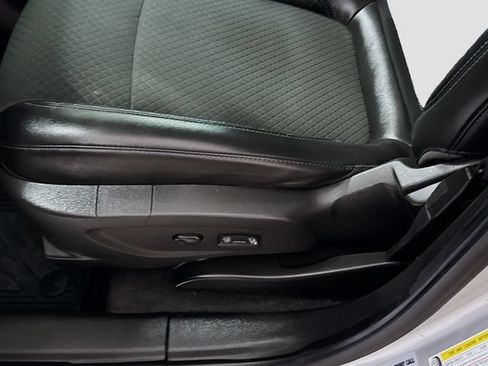 Used 2017 Buick Encore Preferred FWD image 17